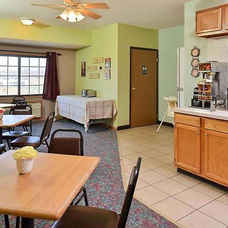 Sauk River Inn & Suites, A Travelodge By Wyndham Sauk Centre Luaran gambar